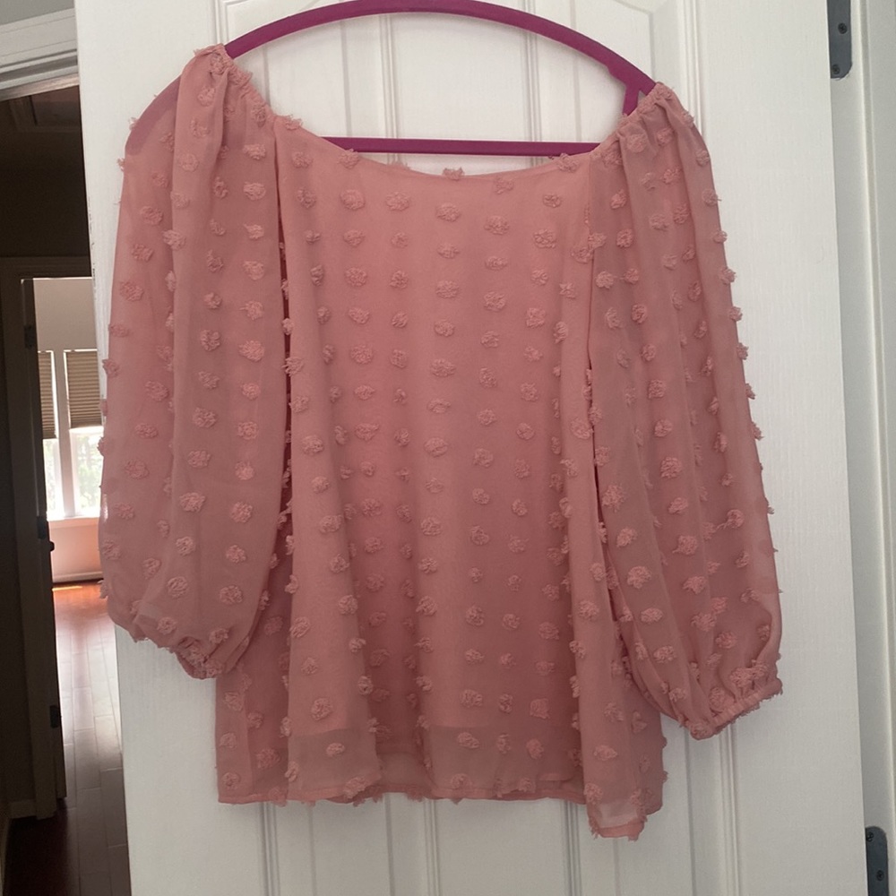 Blush pink top, can be worn on or off the shoulders